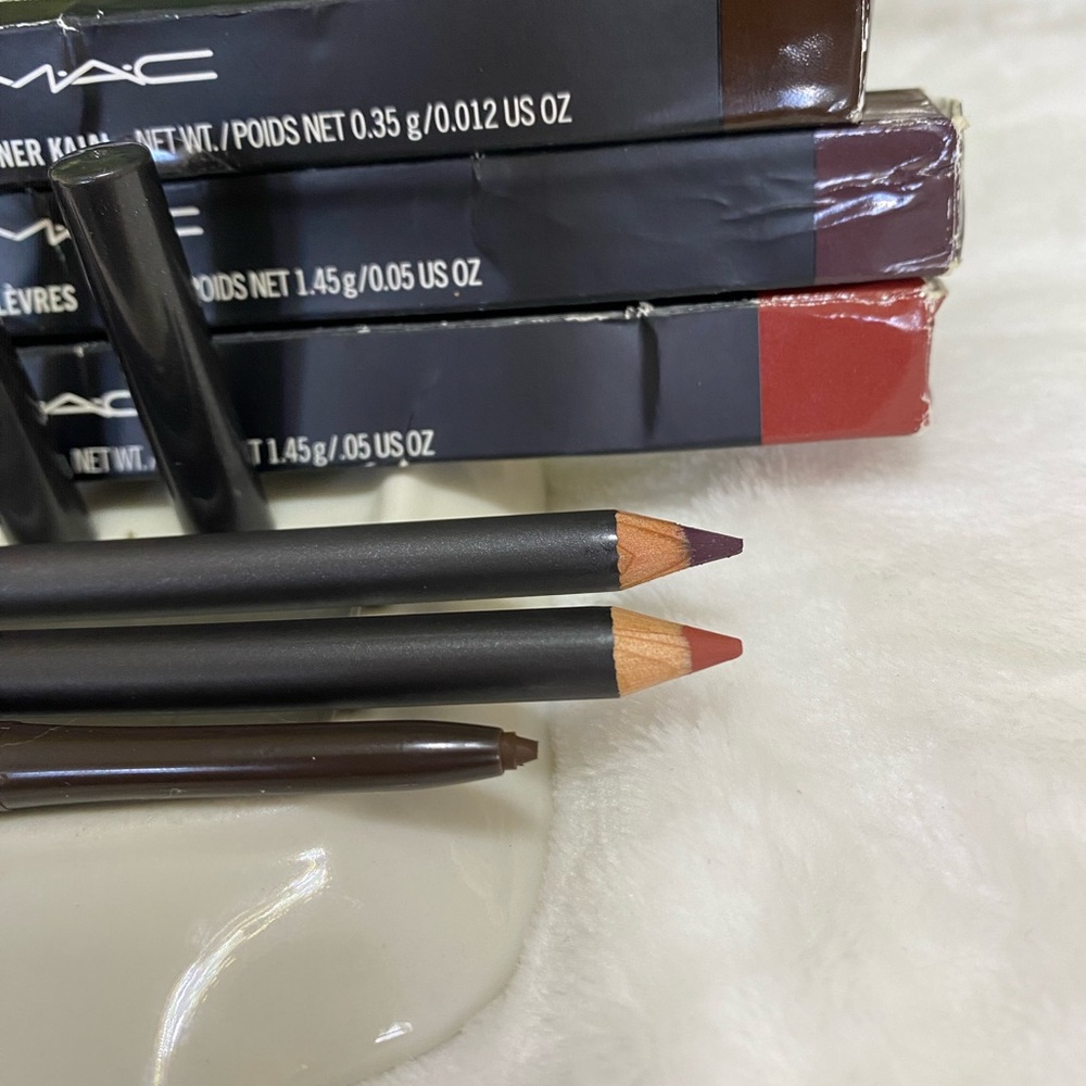 MAC 2 LIP PENCIL ✏️ COLORS CHICORY AND CIBER WORLD +EYE LINER PHOTOGRAVURE - Picture 5 of 11